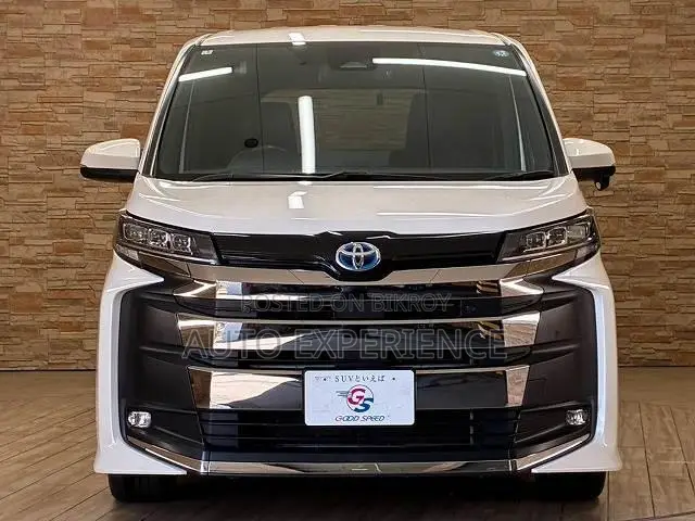 New Toyota Noah 2026 পার্ল