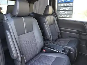 New Toyota Noah 2026 পার্ল