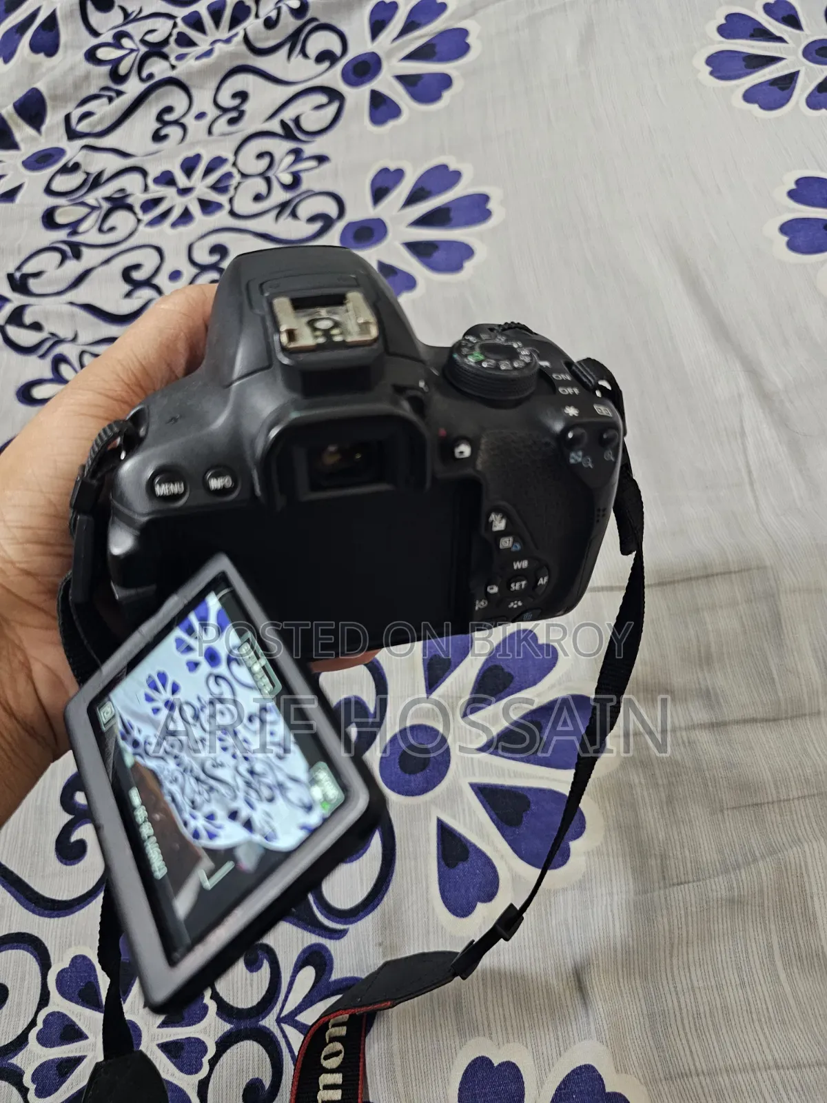DSLR Camera