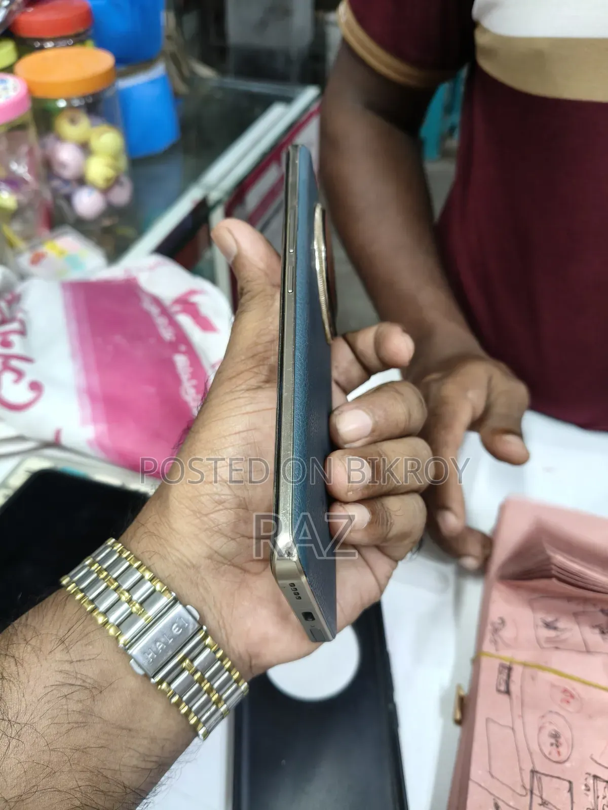 রিয়েলমি ১৩ প্রো প্লাস ৫জি ৫১২ জিবি ব্লু