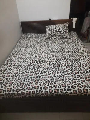 Full Box Bed