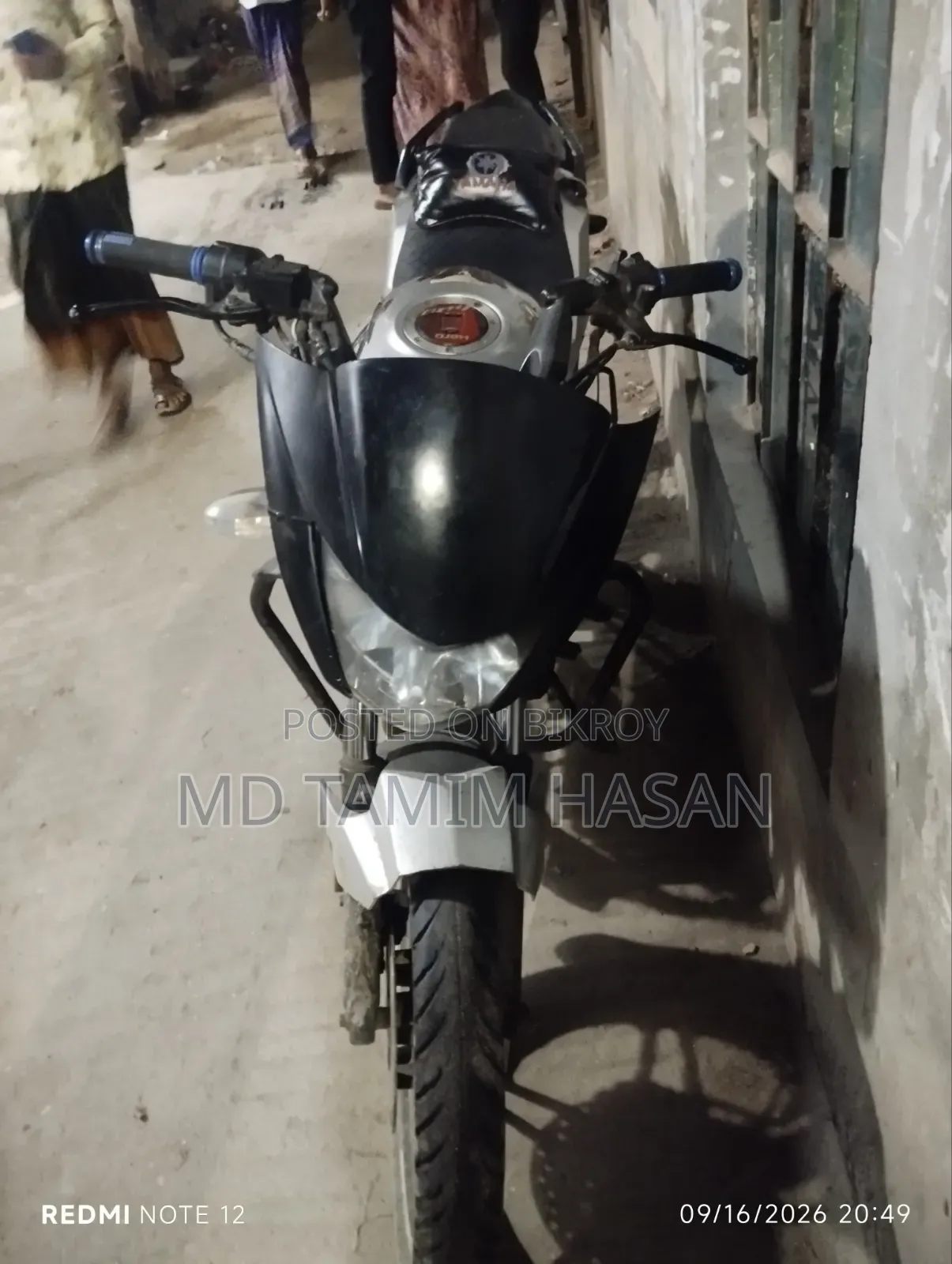 হিরো এক্সট্রিম স্পোর্টস ২০১৮ কালো