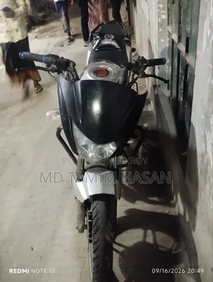 হিরো এক্সট্রিম স্পোর্টস ২০১৮ কালো
