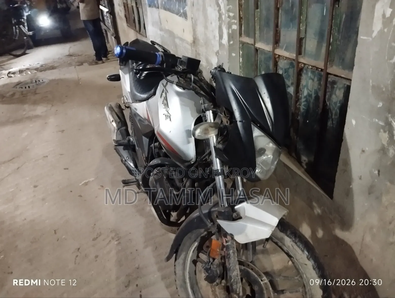 হিরো এক্সট্রিম স্পোর্টস ২০১৮ কালো