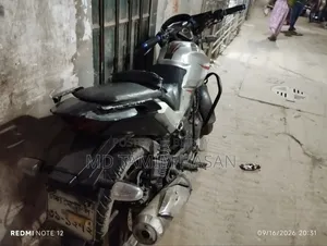 হিরো এক্সট্রিম স্পোর্টস ২০১৮ কালো