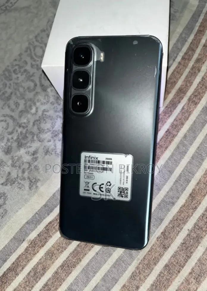 ইনফিনিক্স হট ৬০ প্রো+ ২৫৬ জিবি ব্ল্যাক