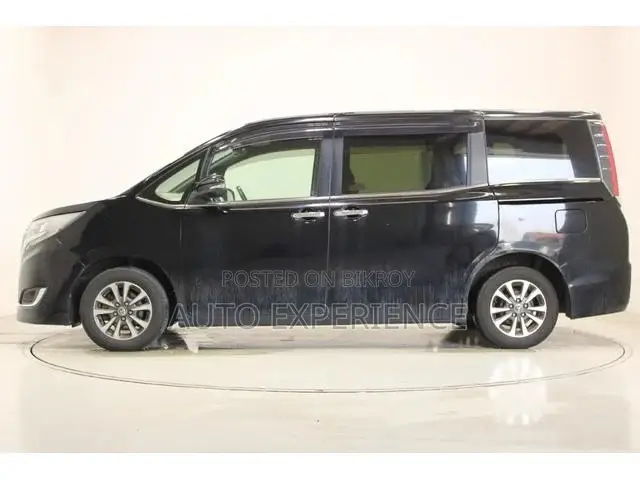 Toyota Esquire 2020 Black