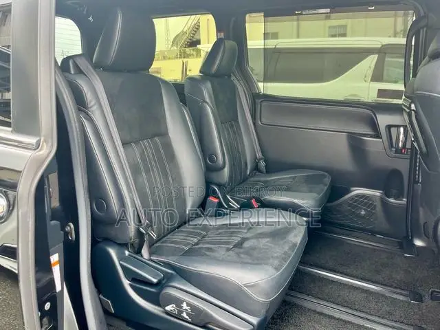 Toyota Esquire 2020 Black
