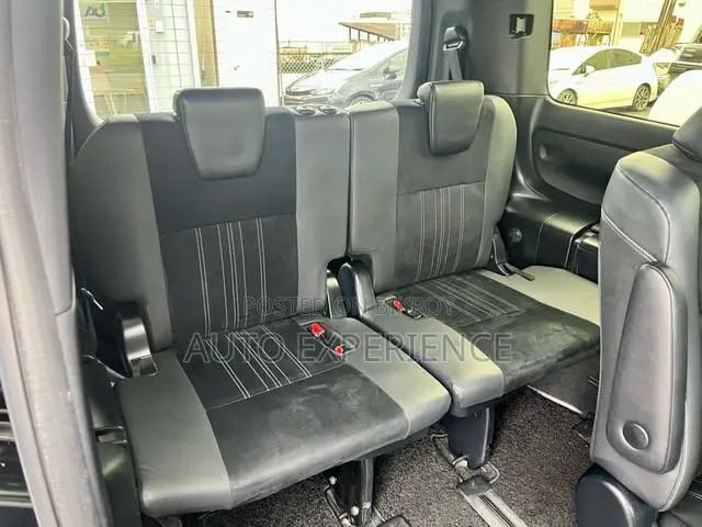 Toyota Esquire 2020 Black