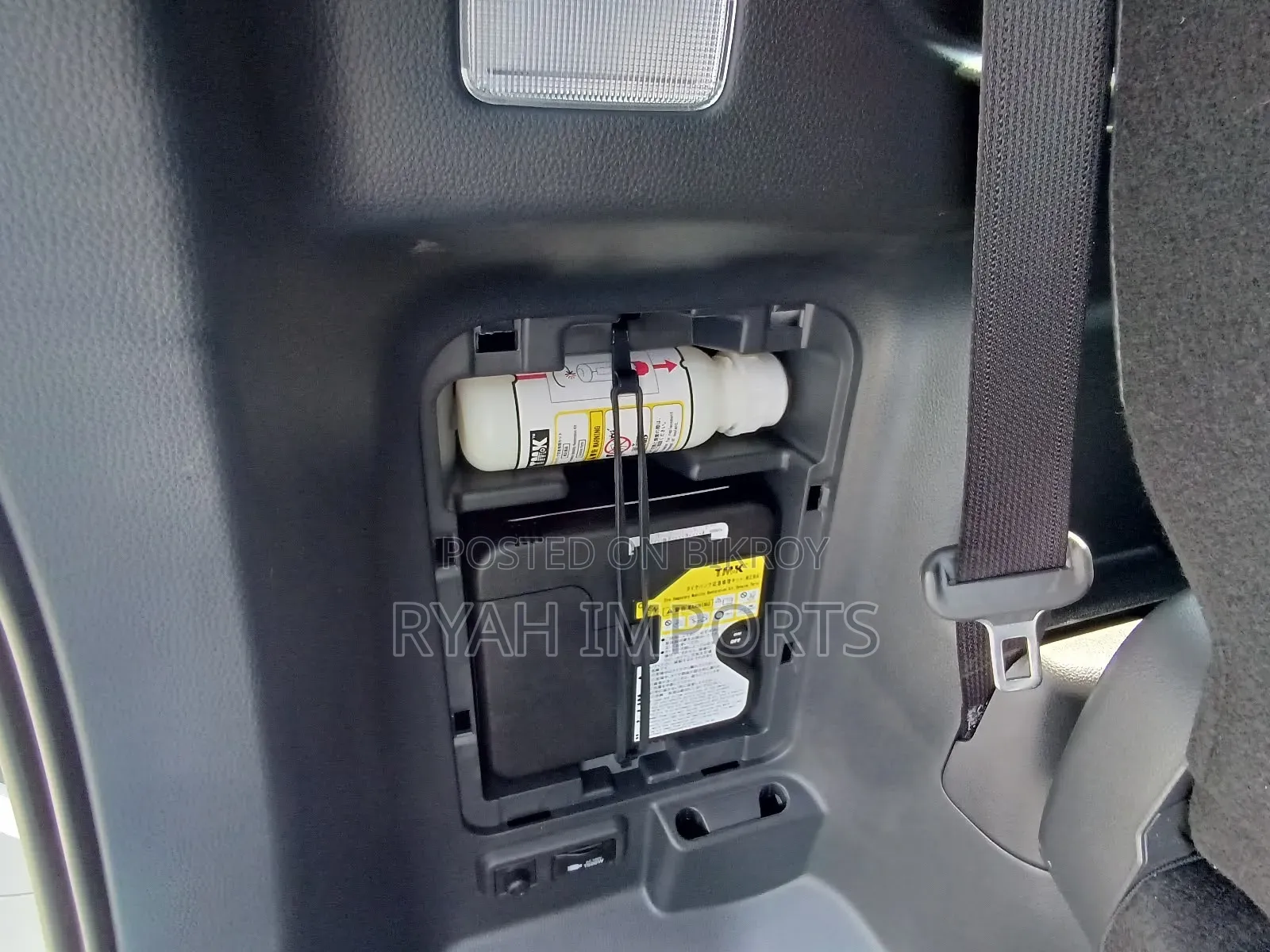 Toyota Voxy S-Z 2WD 7-Seater 2024 Pearl