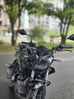 Hero Xtreme 125R 2025 Black