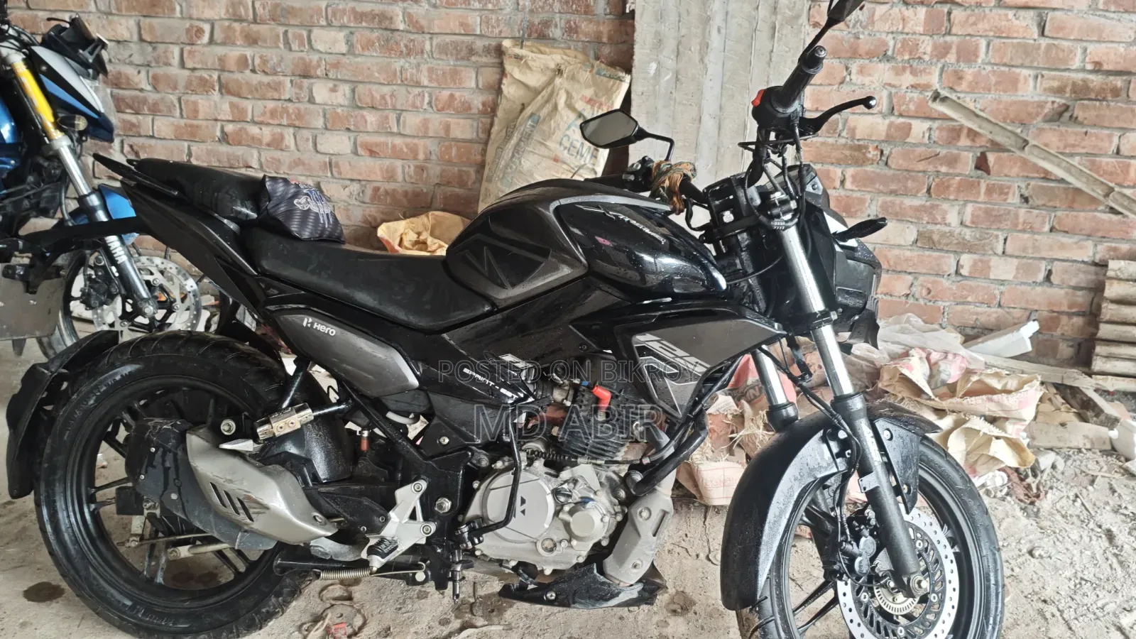 Hero Xtreme 125R 2025 Black