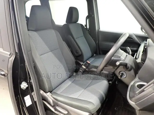 Toyota Noah 2022 Black