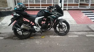 ইয়ামাহা ফেজার ভি২ ২০২৫ কালো