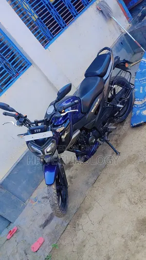 Bajaj Discover 125 2022 Orange