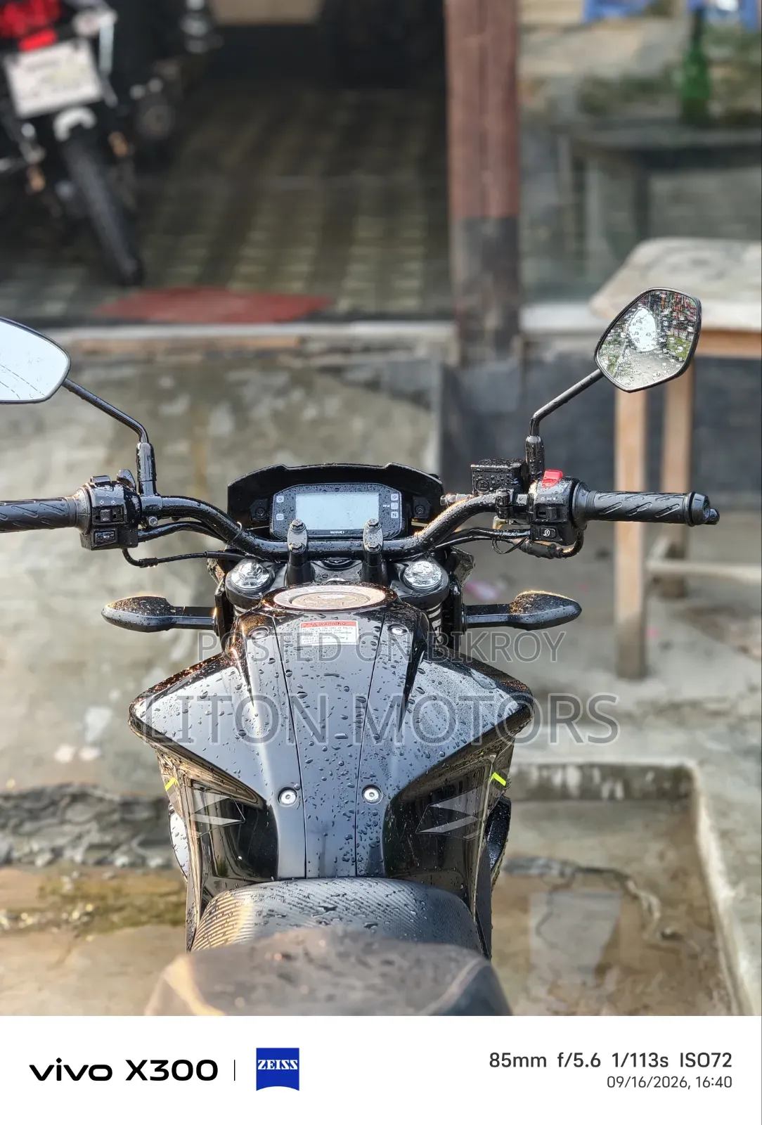 সুজুকি জিক্সার ২০২৫ ব্ল্যাক