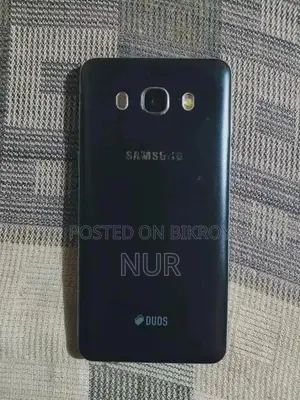 Samsung Galaxy J7 16 GB Black