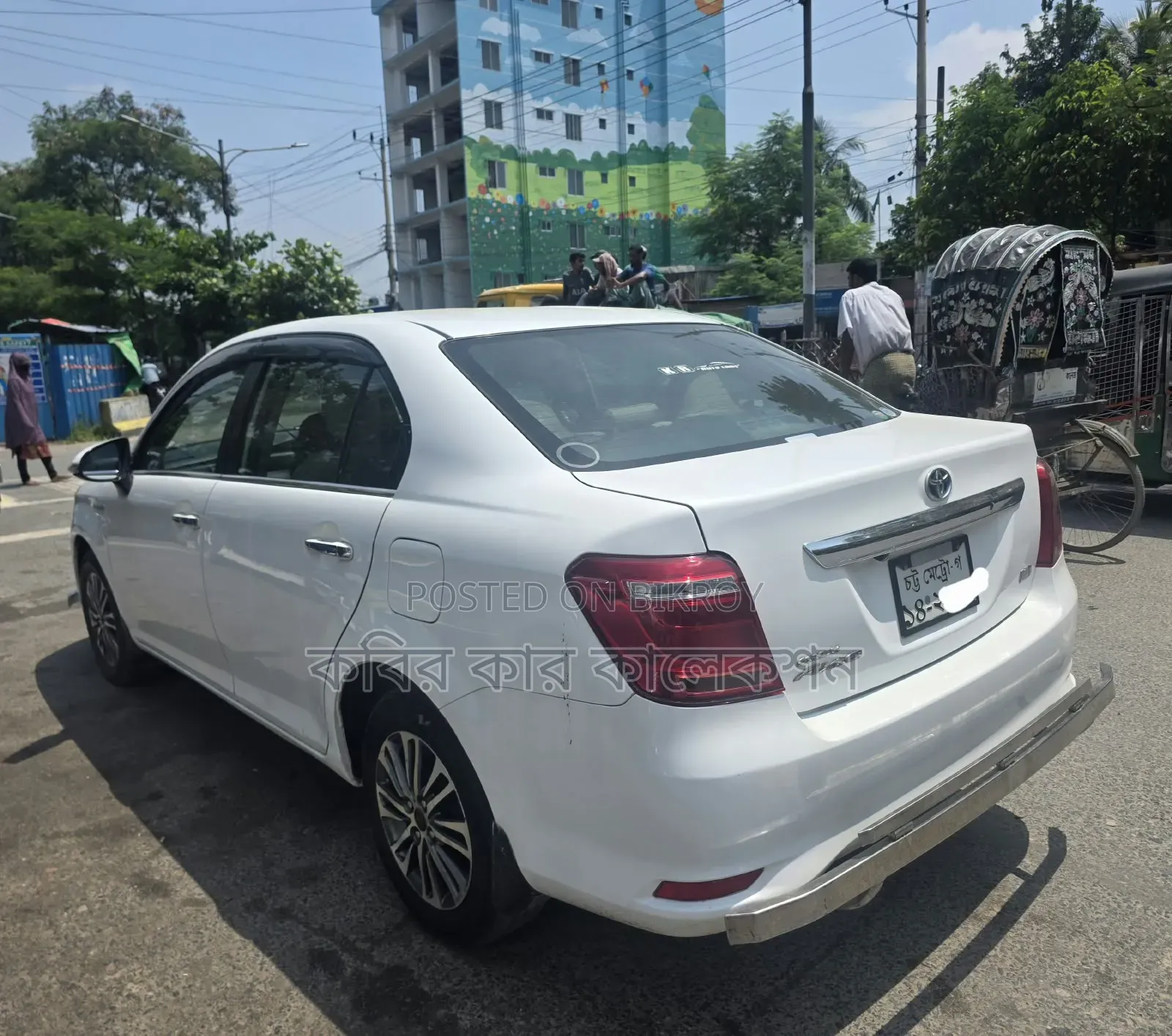 টয়োটা এক্সিও ২০১৭ পার্ল