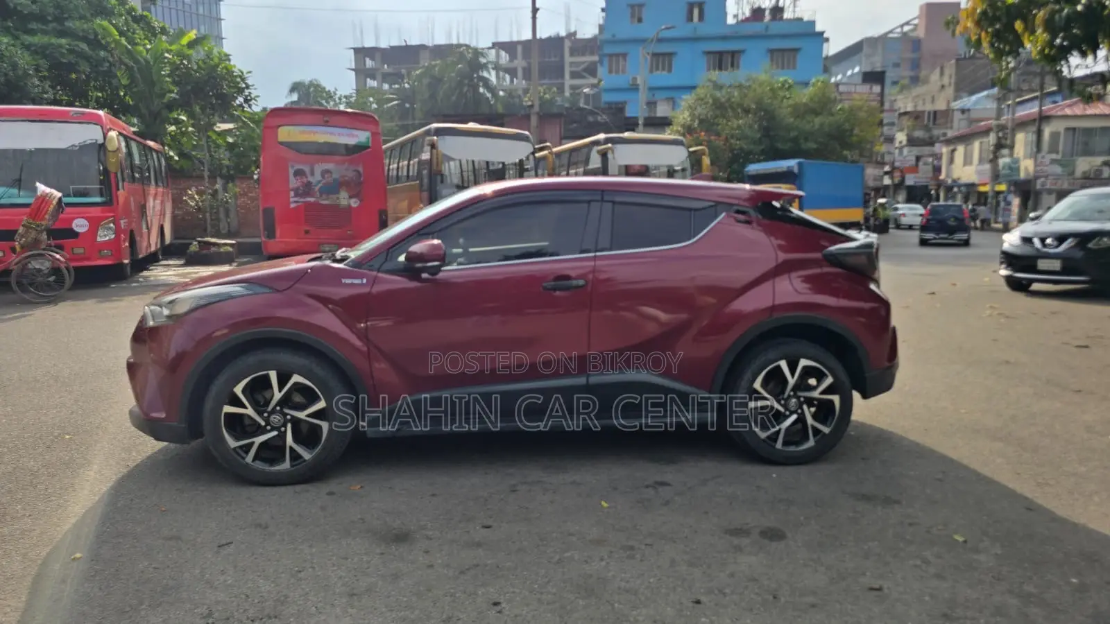 Toyota C-HR 2017 Maroon