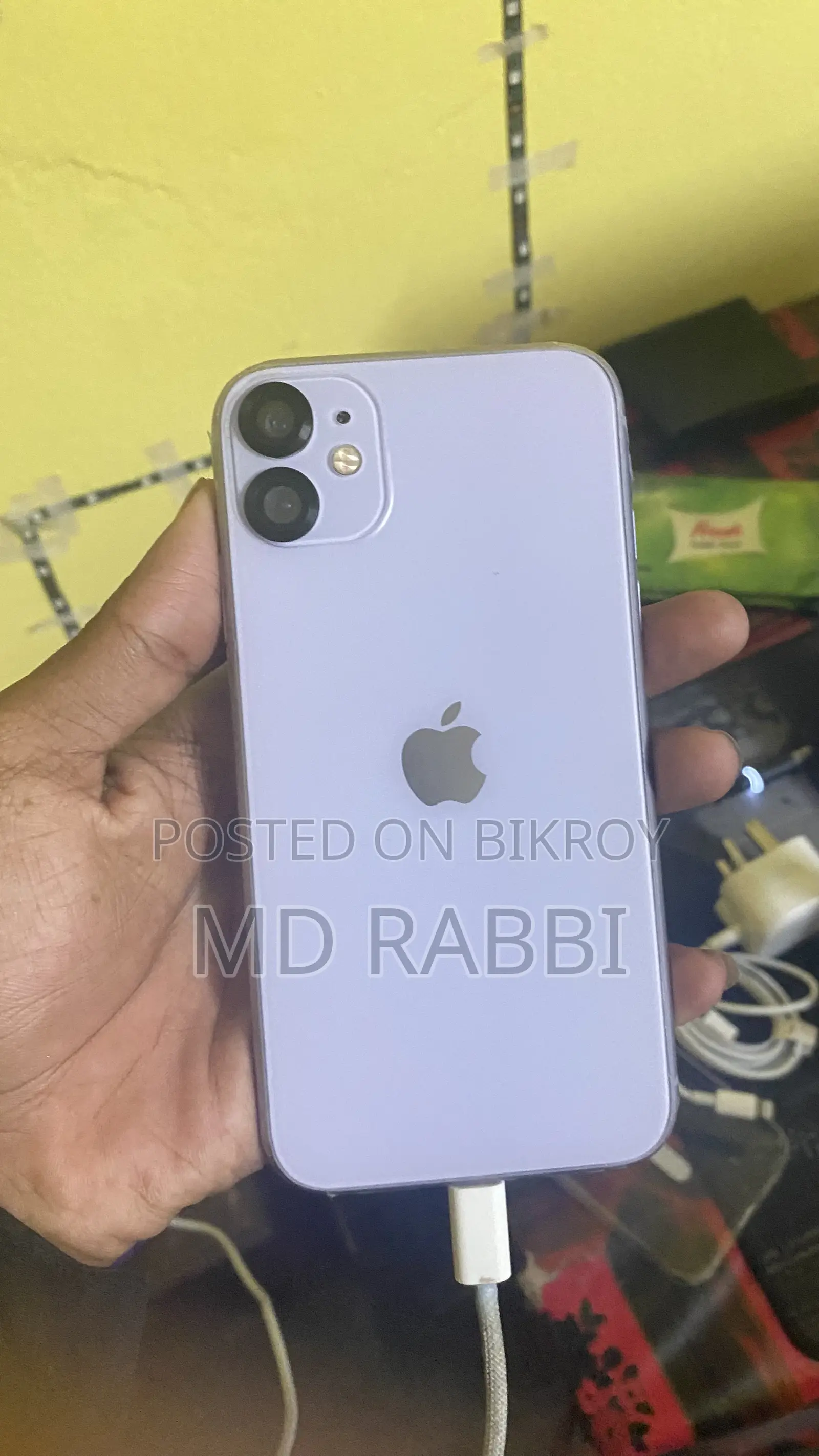 অ্যাপল আইফোন ১১ ৬৪ জিবি পার্পল