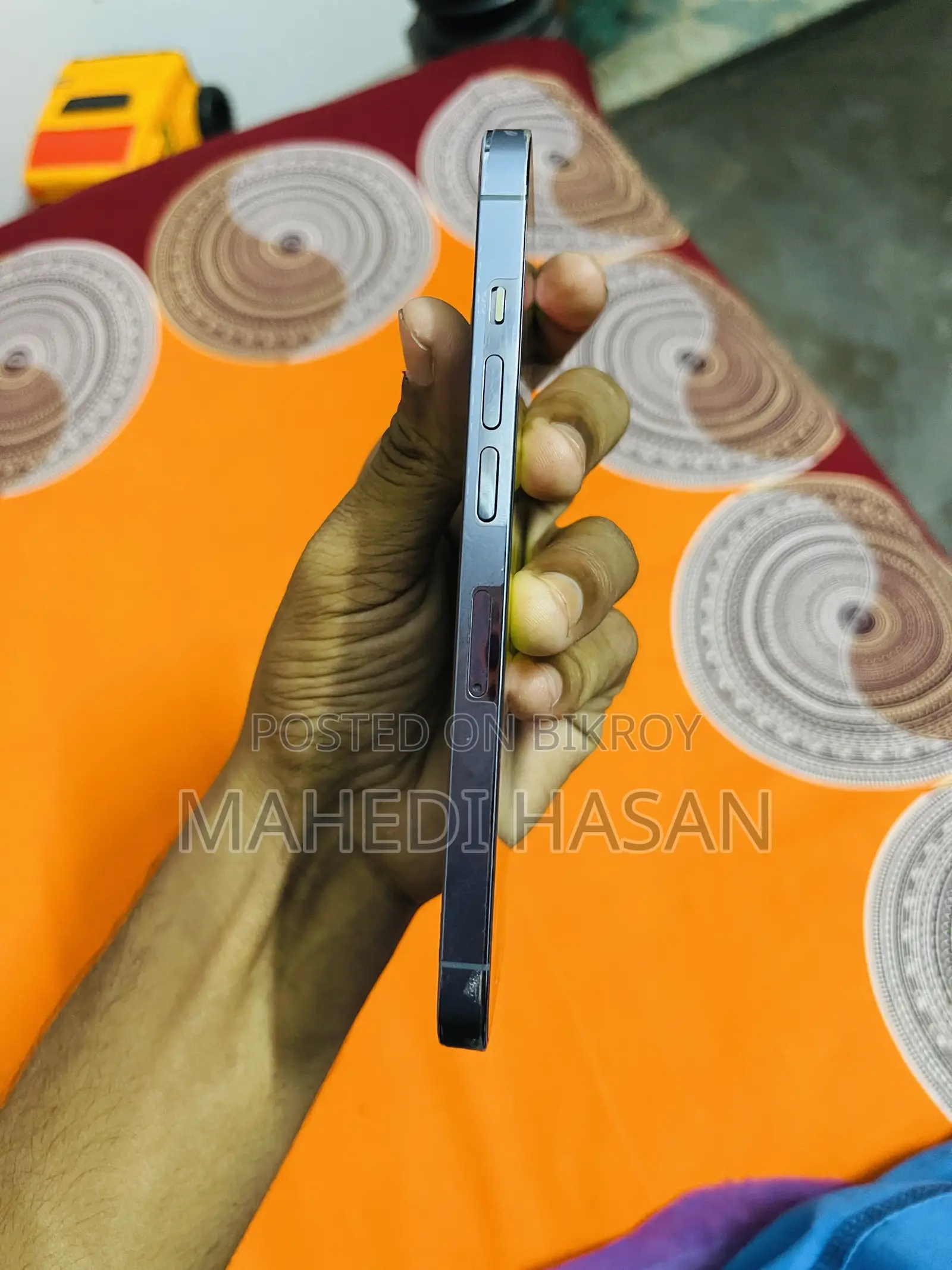 অ্যাপল আইফোন ১৩ প্রো ১২৮ জিবি নীল