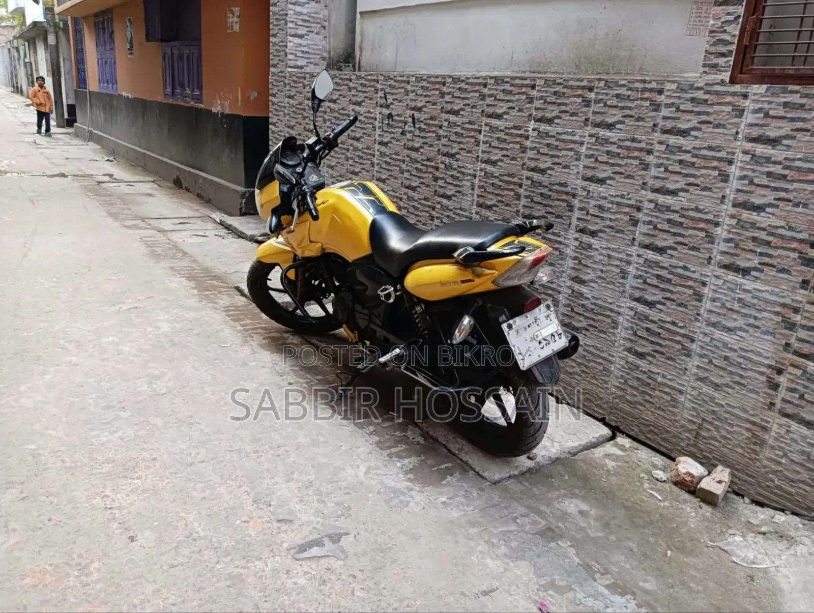 TVS Apache RTR 160 2V 2011 Yellow