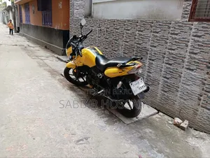 TVS Apache RTR 160 2V 2011 Yellow