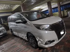 Toyota Esquire 2016 Pearl