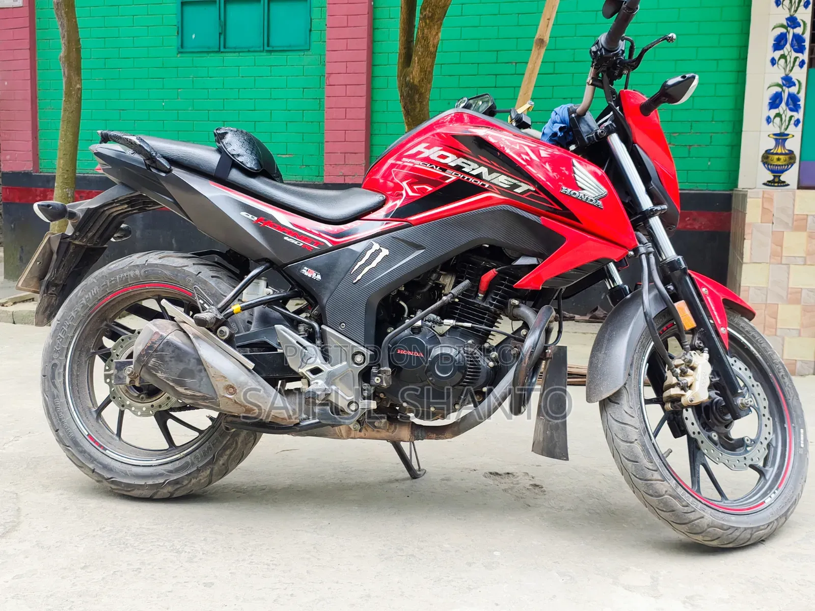 Honda Hornet 2021 Red