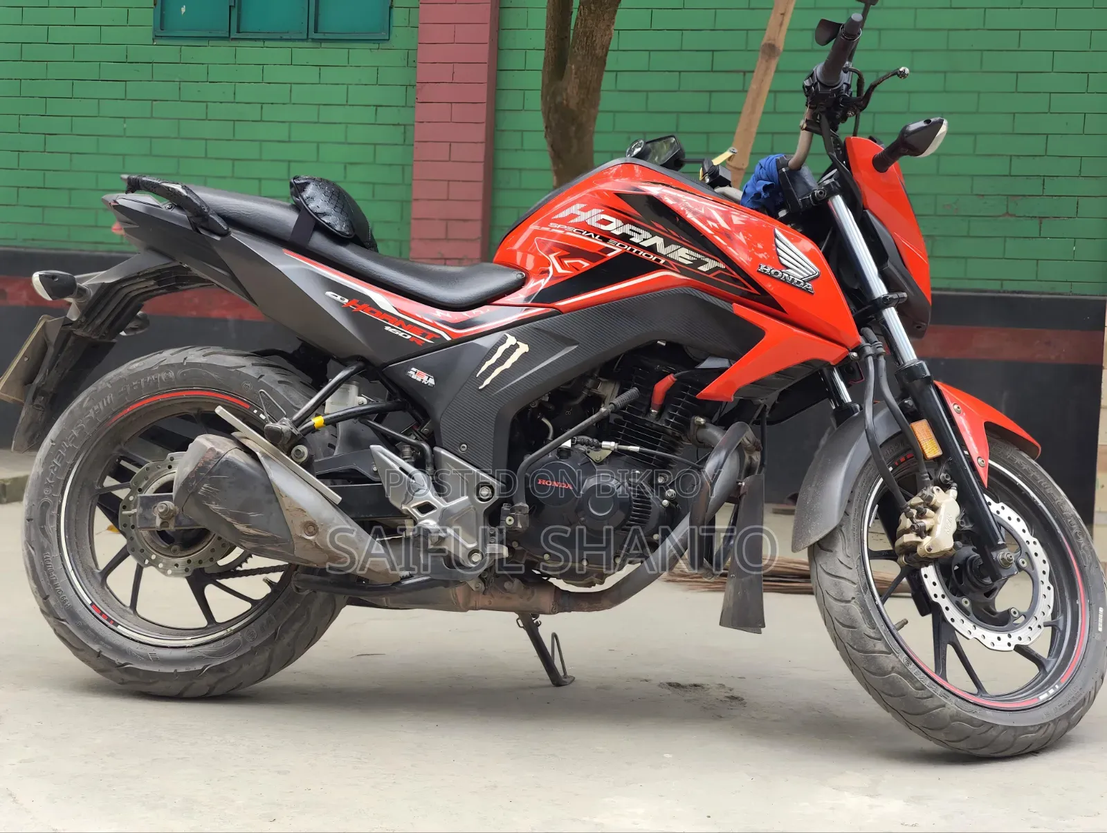 Honda Hornet 2021 Red