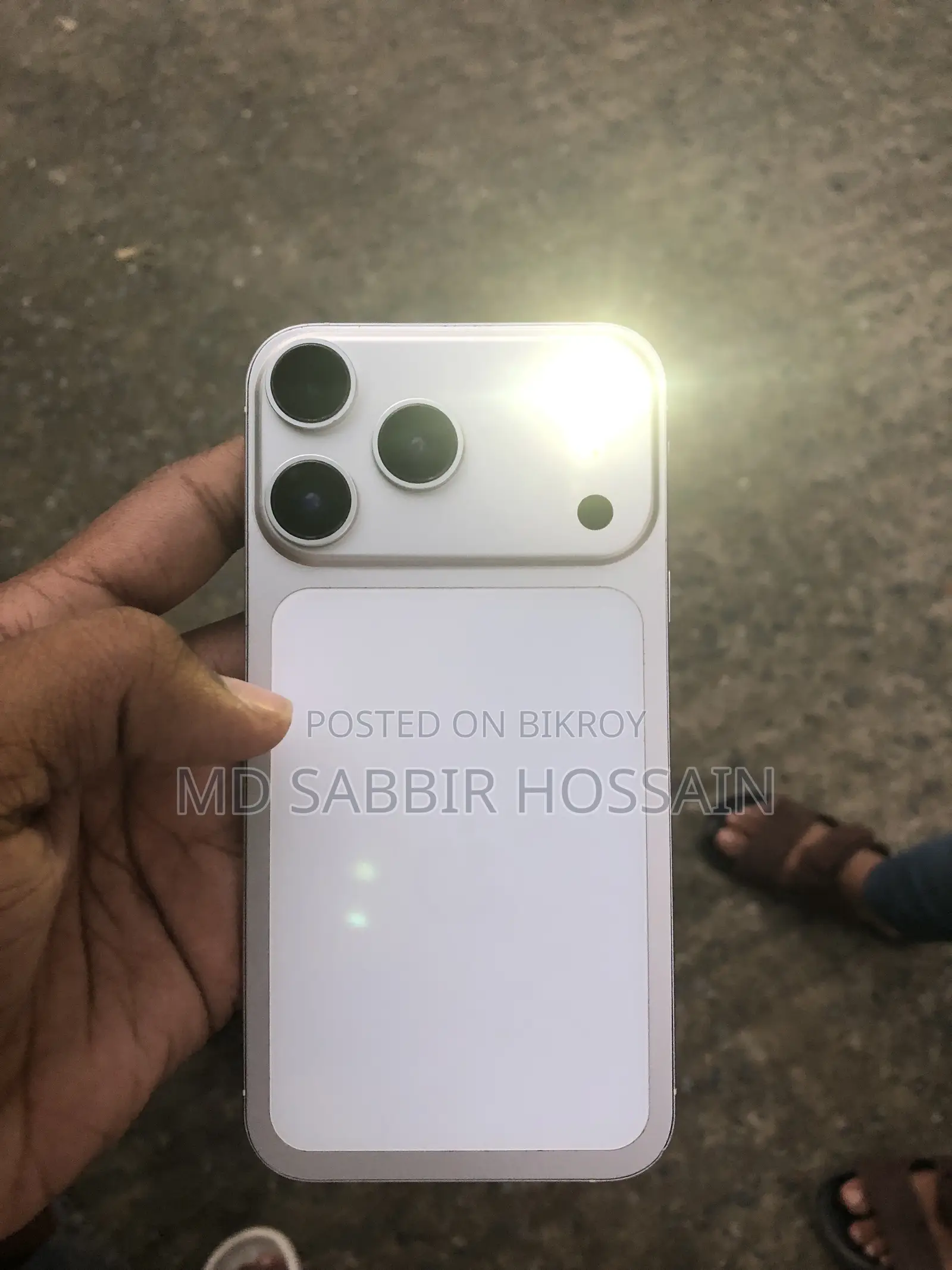 অ্যাপল আইফোন এক্সআর ১২৮ জিবি