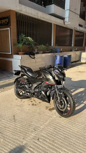 New Bajaj Pulsar N160 2024 Black