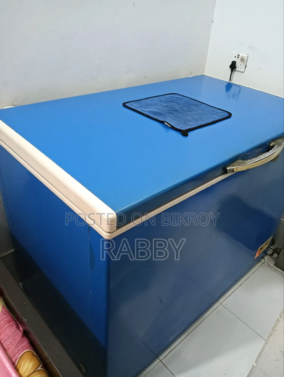 300 Liter Deep Freezer Urgent Sell