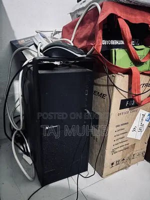 ডেস্কটপ কম্পিউটার ৮জিবি ইন্টেল কোর আই৫ এসএসডি ২৫৬জিবি