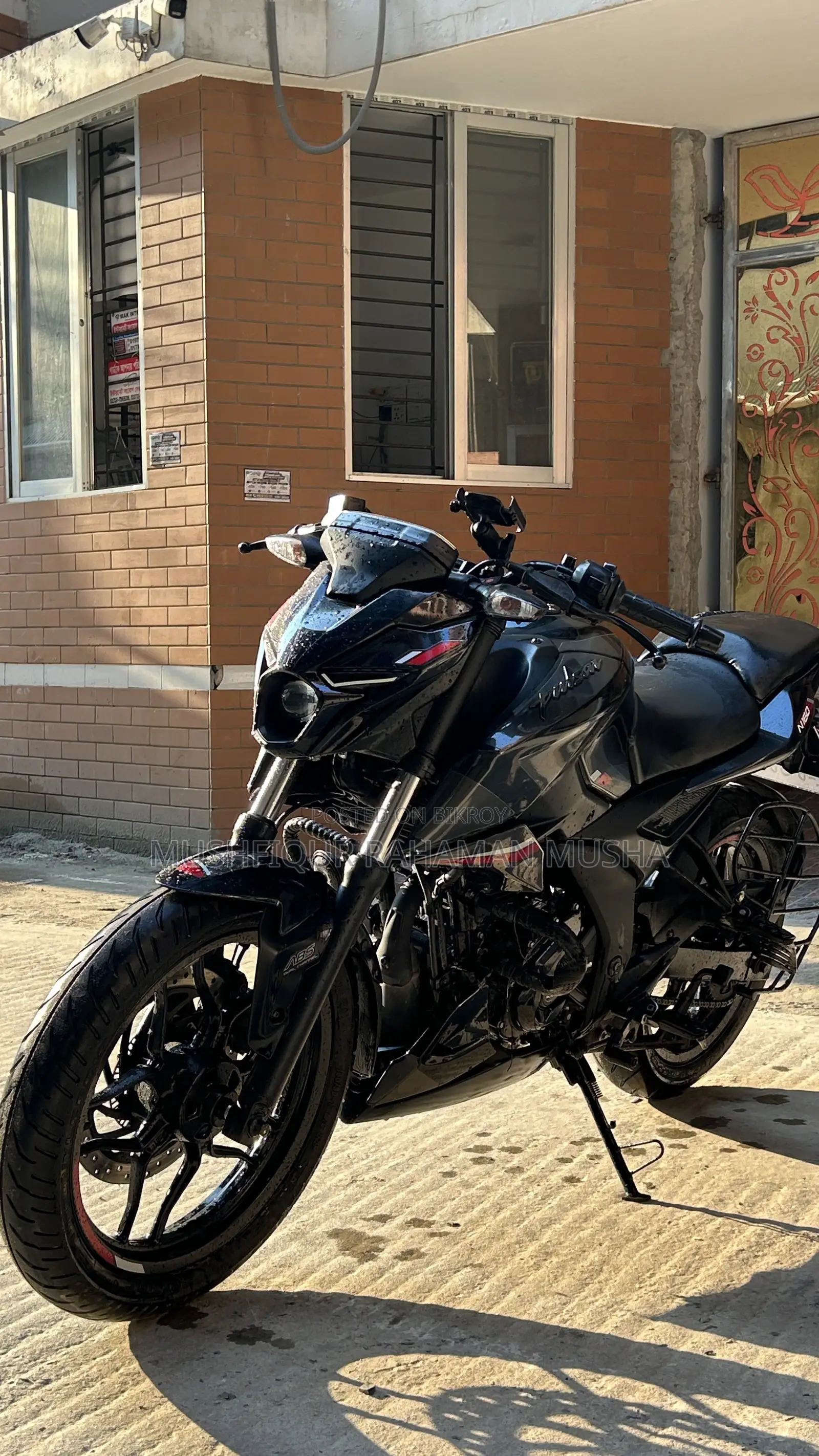New Bajaj Pulsar N160 2024 Black
