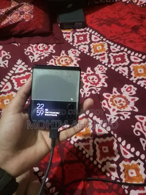 Samsung Galaxy Z Flip3 5G 256 GB Black