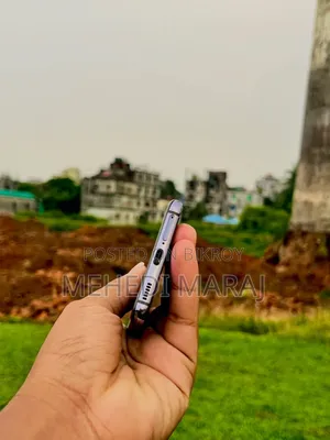 স্যামসাং গ্যালাক্সি এস২১ ৫জি ১২৮ জিবি ব্ল্যাক