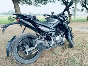 Hero Xtreme 125R 2024 Black