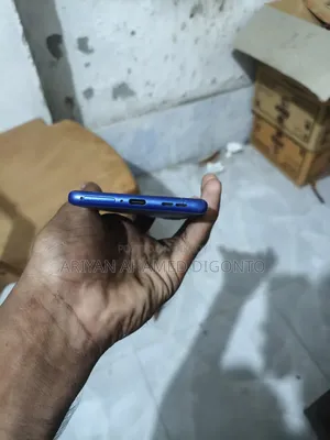 মোটরোহলা মোটো জি৮৫ ১২৮ জিবি পার্পল