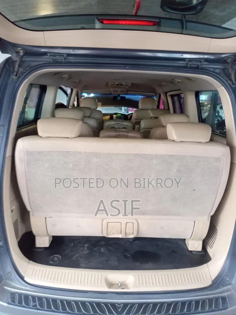 Hyundai H200 2012 Gray