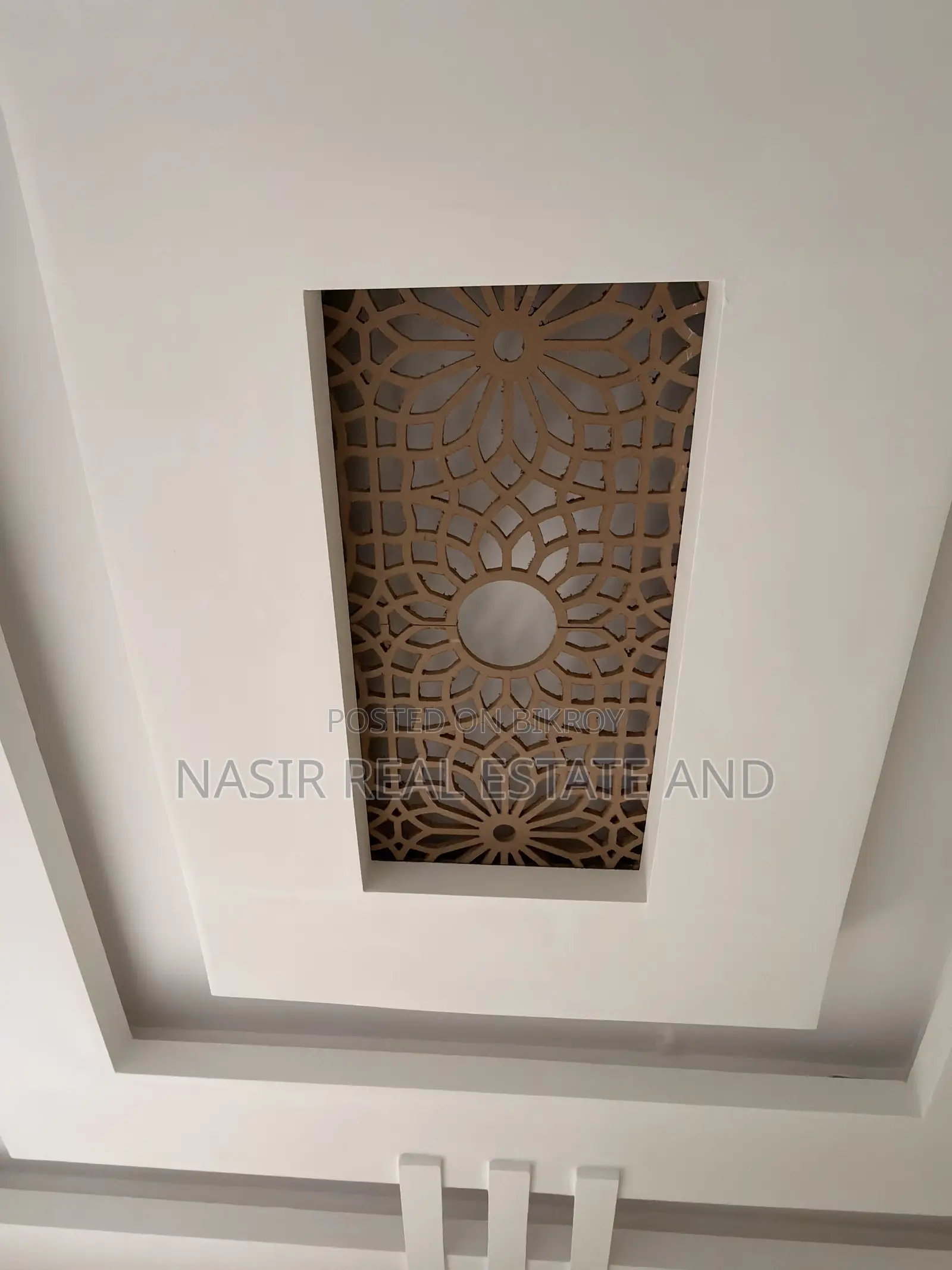 নাসির রিয়েল এস্টেট, সাভার-এ সাজানো ৩ বেডরুমের অ্যাপার্টমেন্ট বিক্রির জন্য