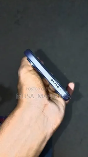ভীভো ওয়াই০৫ ৬৪ জিবি কালো