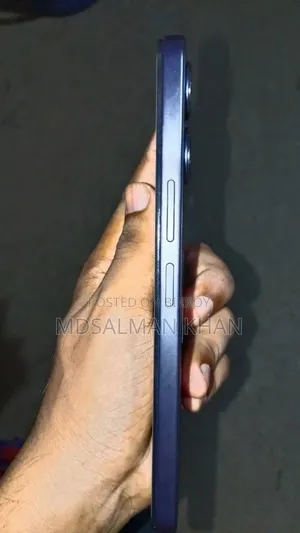 ভীভো ওয়াই০৫ ৬৪ জিবি কালো