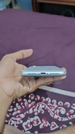 Apple iPhone XR 256 GB White