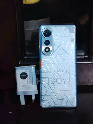 টেকনো পোভা কার্ভ ২৫৬ জিবি হোয়াইট