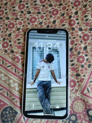 Apple iPhone 11 64 GB White