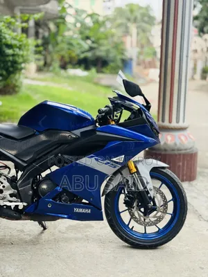ইয়ামাহা আর১৫ ভি৩ ২০২১ নীল