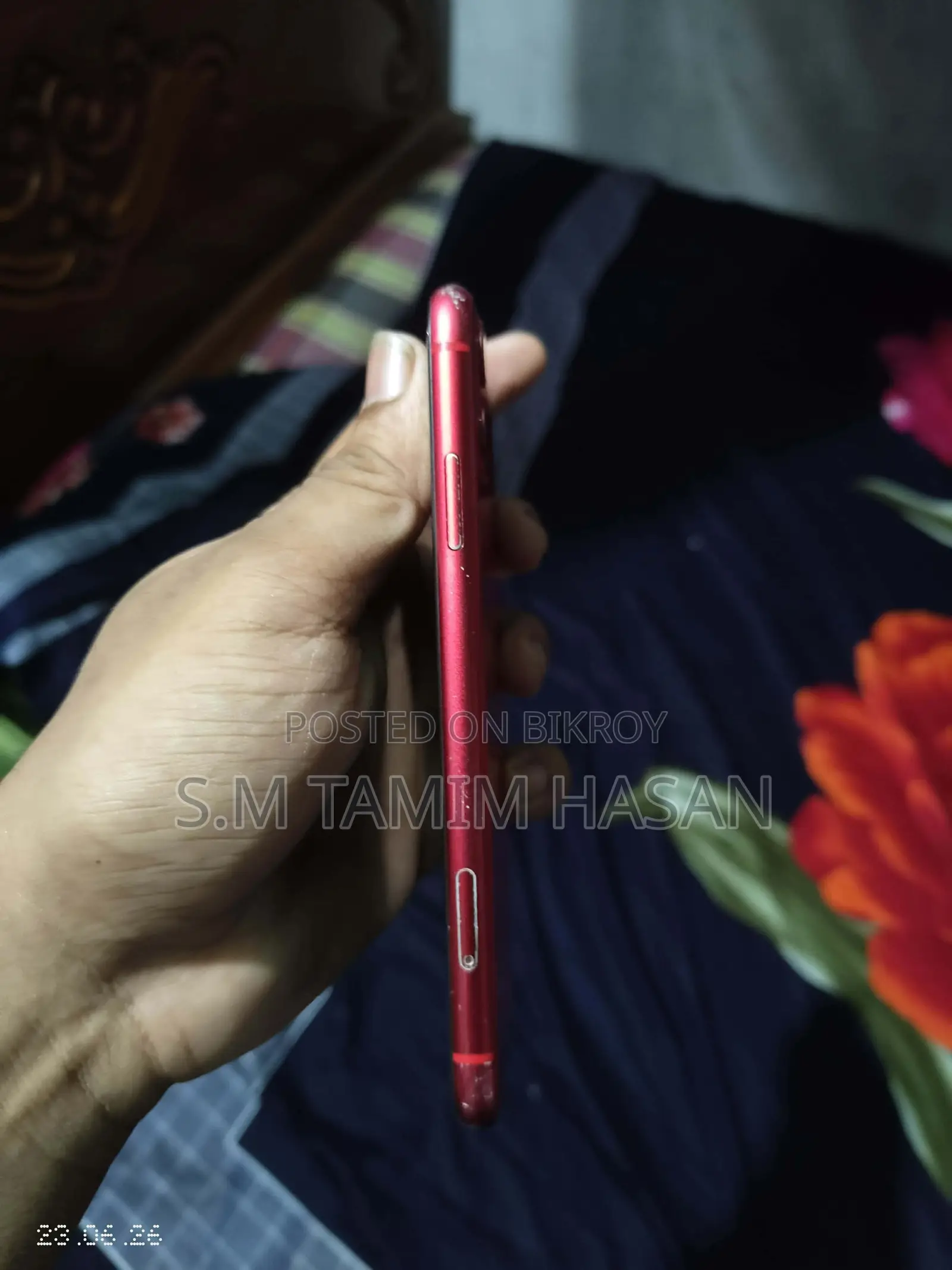 অ্যাপল আইফোন ১১ ৬৪ জিবি লাল