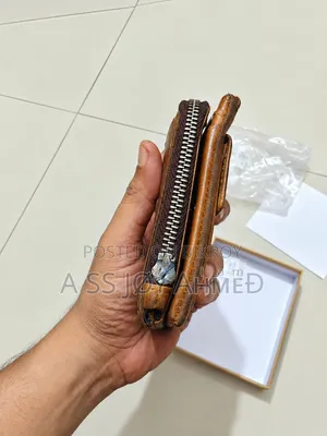 কেভীছ ওয়ালেট