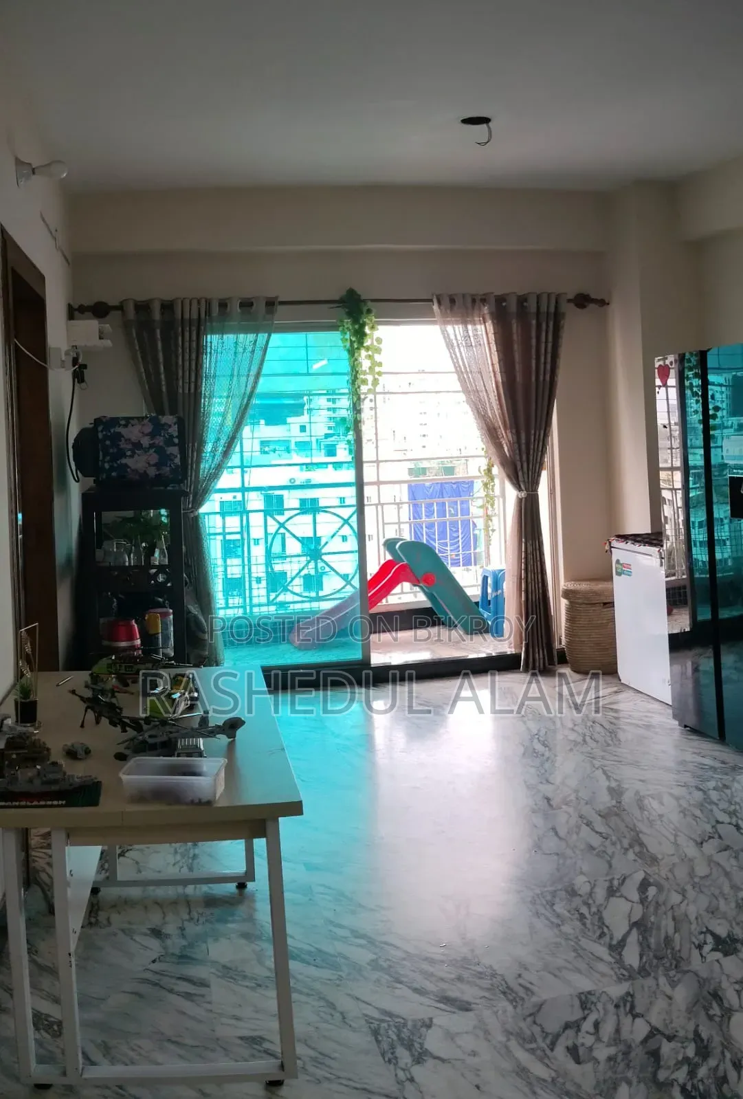 কনকর্ড রেজিস্ট্রিতে ফার্নিশড ৩ বেডরুমের অ্যাপার্টমেন্ট পান্থপথে বিক্রয়ের জন্য